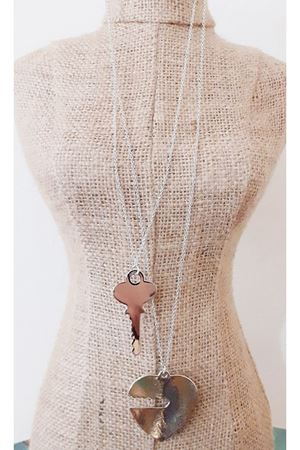 Gümüş Kaplama Uzun 2 Zincirli Mutluluğun Anahtarı Kalp Kolye